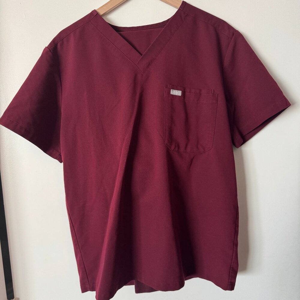 FIGS Leon Top and Tansen Jogger Scrub Set - Burgundy